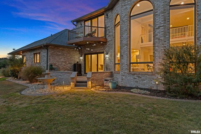 20 HICKORY RIDGE Lane, Springfield, IL 62707