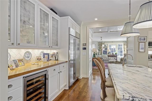 288 Peachtree Battle NW Avenue, Atlanta, GA 30305