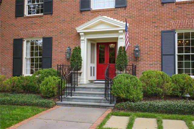 288 Peachtree Battle NW Avenue, Atlanta, GA 30305