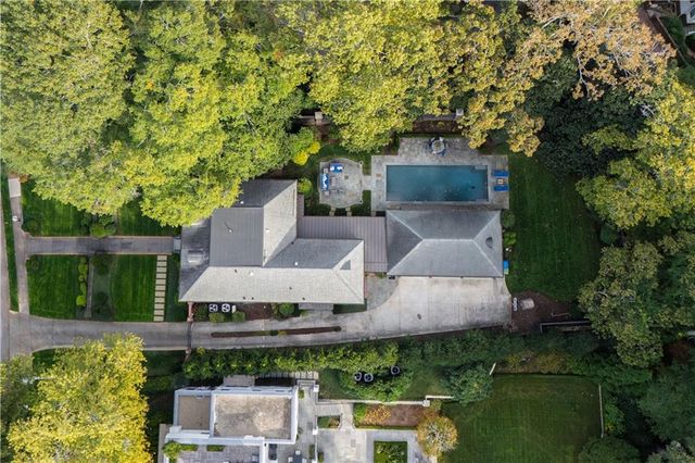 288 Peachtree Battle NW Avenue, Atlanta, GA 30305