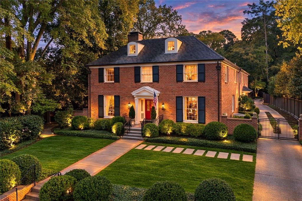 288 Peachtree Battle NW Avenue, Atlanta, GA 30305