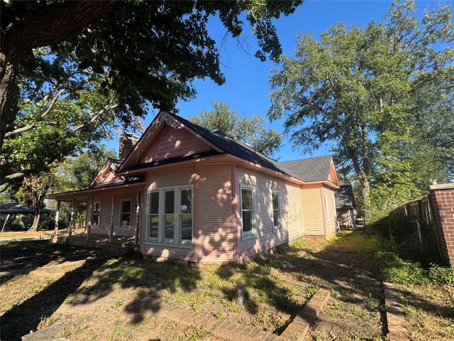 500 S Buffalo Street, Canton, TX 75103