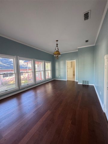 500 S Buffalo Street, Canton, TX 75103