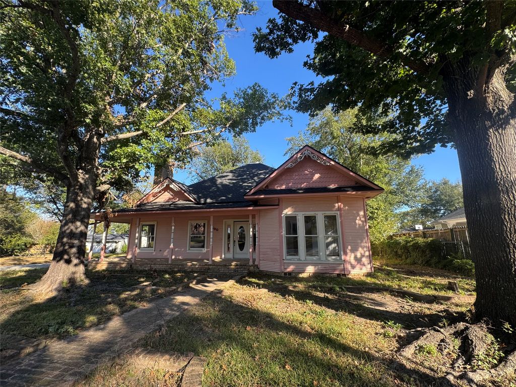 500 S Buffalo Street, Canton, TX 75103