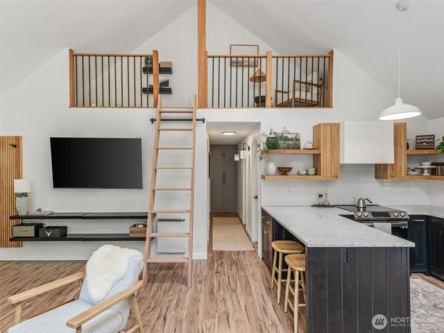 171 Rhododendren Lane, Brinnon, WA 98320