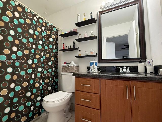 9715 Hammocks Boulevard 102, Miami, FL 33196