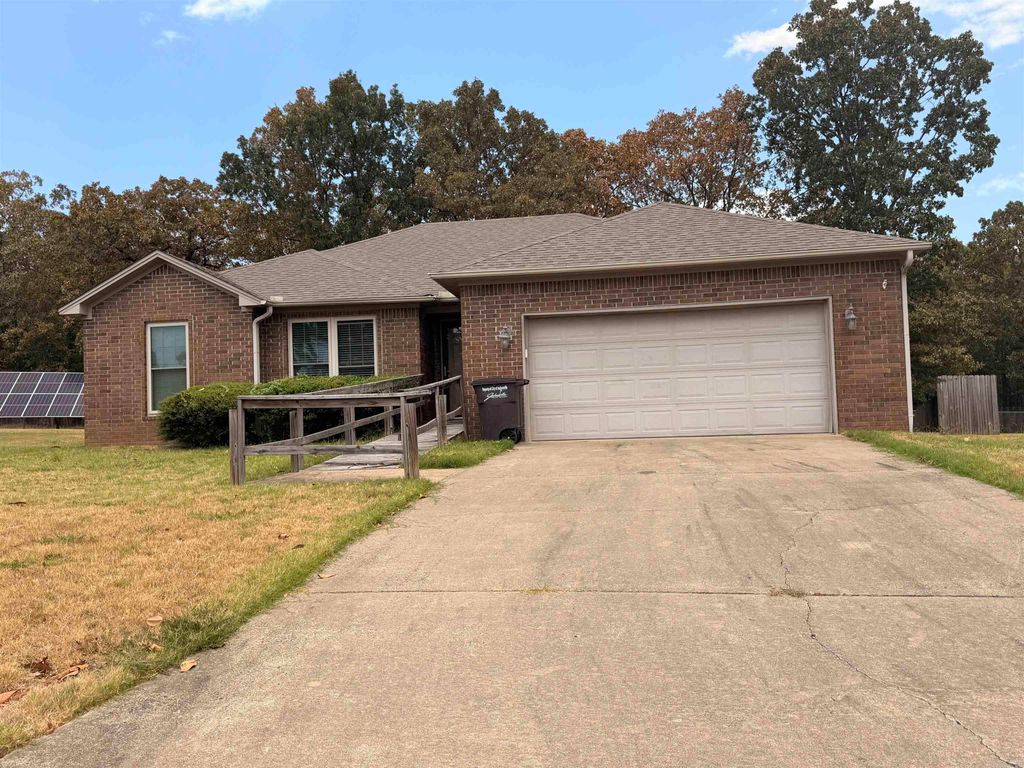 3500 LONGSTREET Street, Jacksonville, AR 72076