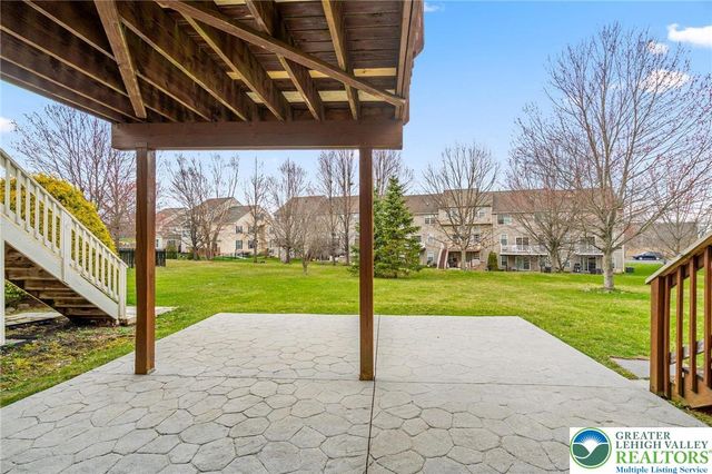 5261 Dartmouth Drive, Macungie Boro, PA 18062