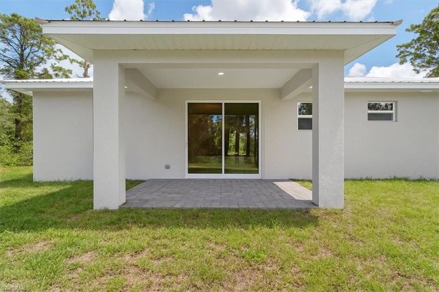 1124 E Rambler ST, Lehigh Acres, FL 33974