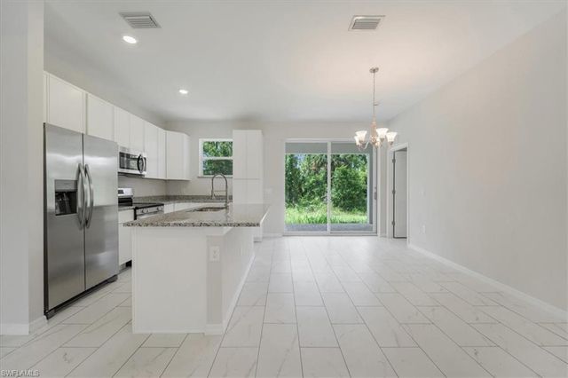 1124 E Rambler ST, Lehigh Acres, FL 33974