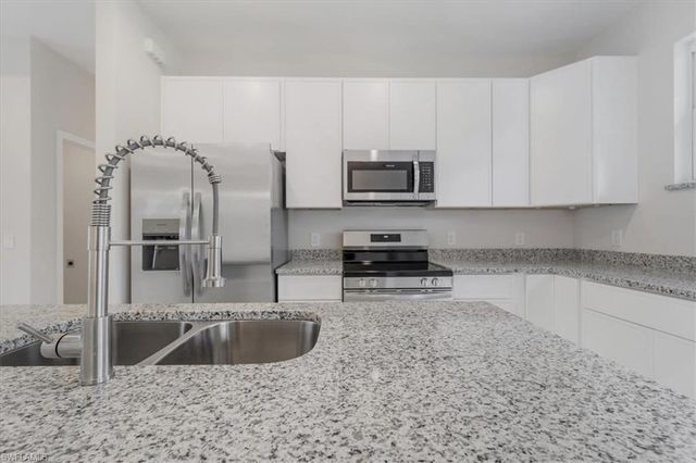 1124 E Rambler ST, Lehigh Acres, FL 33974