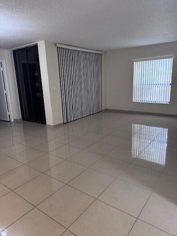 2836 Carambola Circle S 19107, Coconut Creek, FL 33066