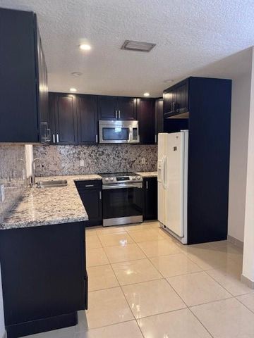 2836 Carambola Circle S 19107, Coconut Creek, FL 33066