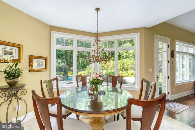 3525 WELLSFORD LN, Doylestown, PA 18902