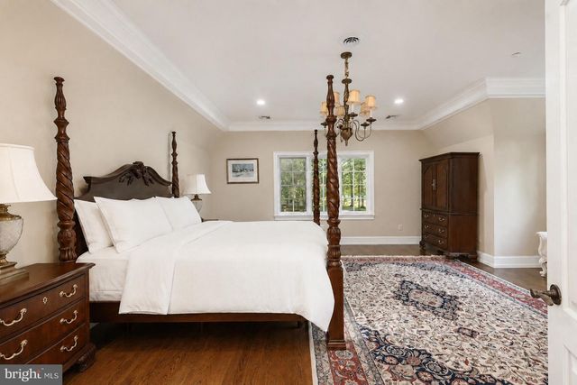 3525 WELLSFORD LN, Doylestown, PA 18902