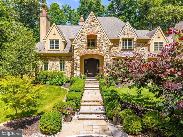 3525 WELLSFORD LN, Doylestown, PA 18902