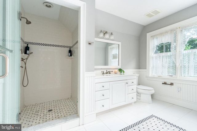 3525 WELLSFORD LN, Doylestown, PA 18902