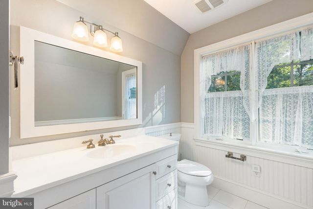 3525 WELLSFORD LN, Doylestown, PA 18902