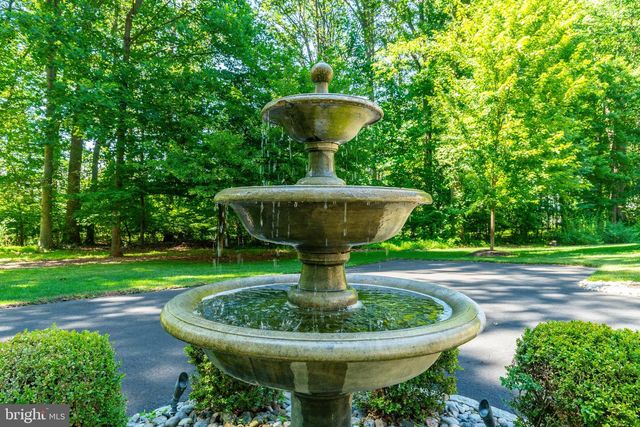 3525 WELLSFORD LN, Doylestown, PA 18902