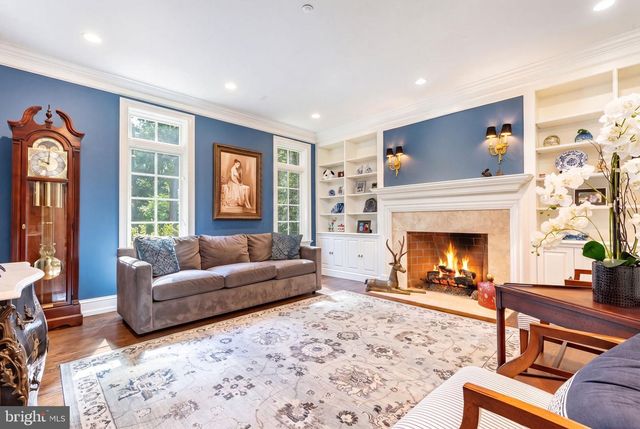 3525 WELLSFORD LN, Doylestown, PA 18902