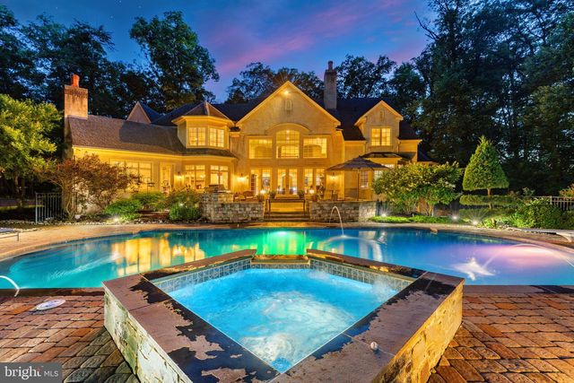 3525 WELLSFORD LN, Doylestown, PA 18902