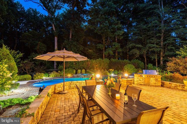 3525 WELLSFORD LN, Doylestown, PA 18902