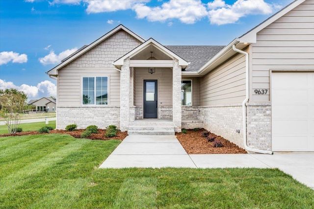9637 W Cedar Lane, Maize, KS 67101