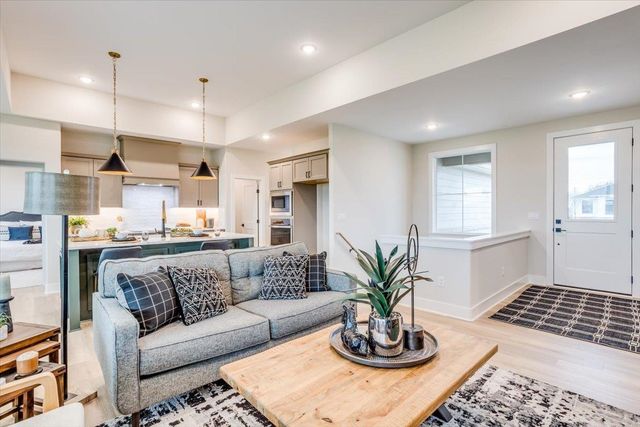 9637 W Cedar Lane, Maize, KS 67101