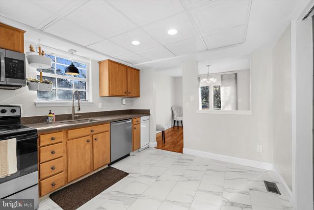 1917 POMETACOM DR, Hanover, MD 21076