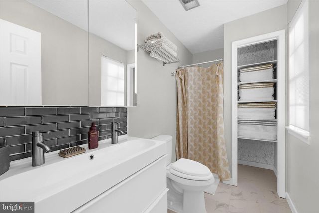 1917 POMETACOM DR, Hanover, MD 21076