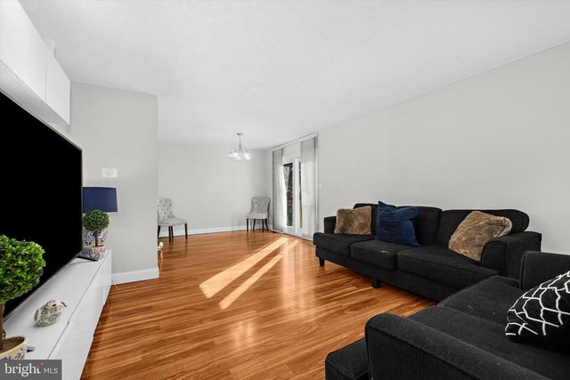 1917 POMETACOM DR, Hanover, MD 21076