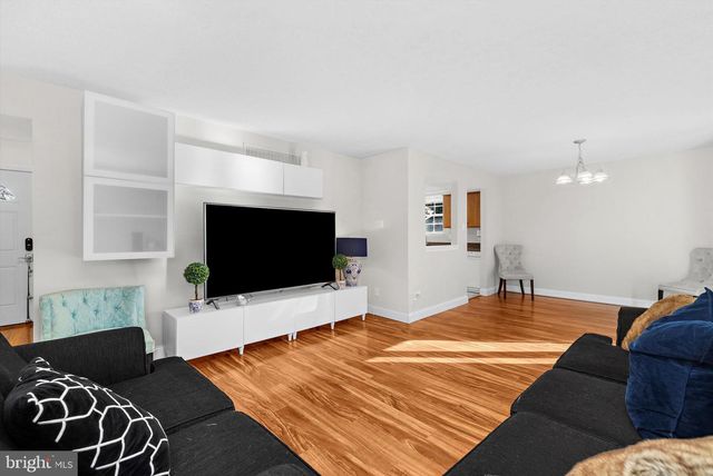 1917 POMETACOM DR, Hanover, MD 21076