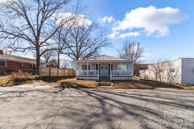 118 & 120 E Kivett Street, Asheboro, NC 27203