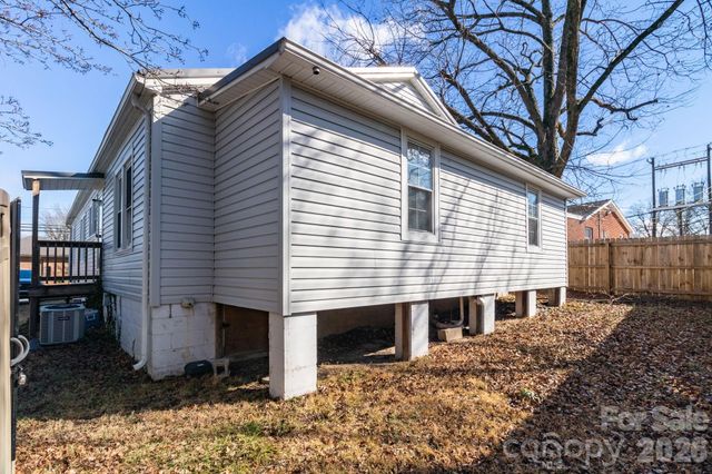 118 & 120 E Kivett Street, Asheboro, NC 27203