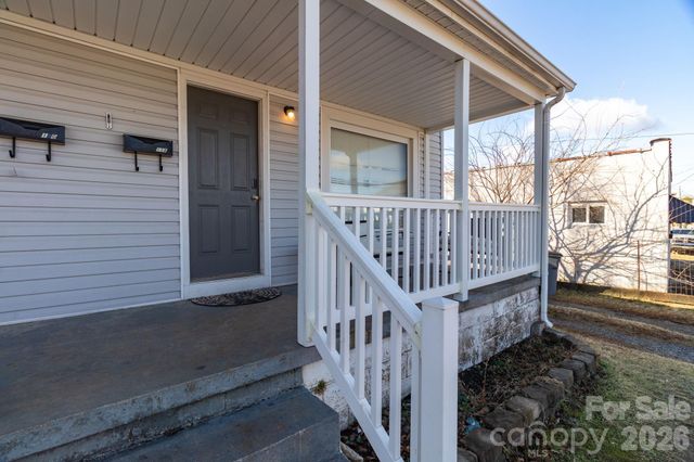 118 & 120 E Kivett Street, Asheboro, NC 27203