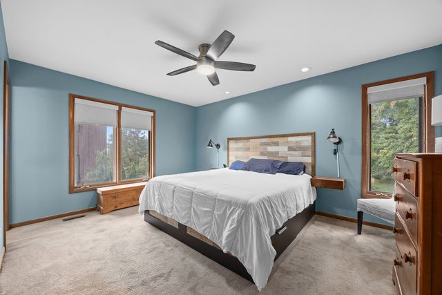 4940 Cornell Avenue, Downers Grove, IL 60515