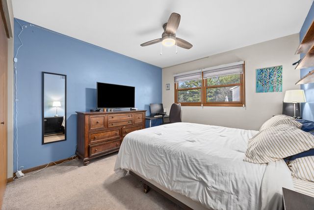 4940 Cornell Avenue, Downers Grove, IL 60515