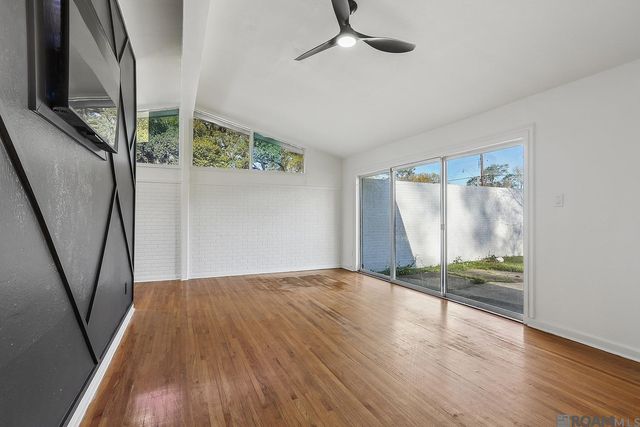 323 Little John Dr, Baton Rouge, LA 70815