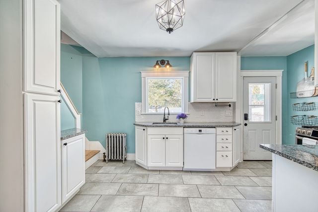 132 Centre St, Quincy, MA 02169