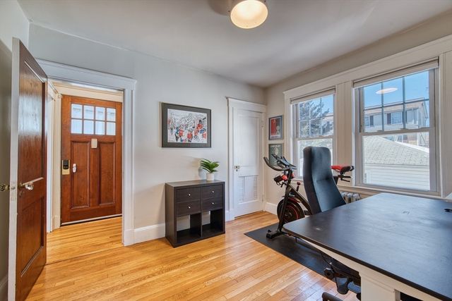 132 Centre St, Quincy, MA 02169