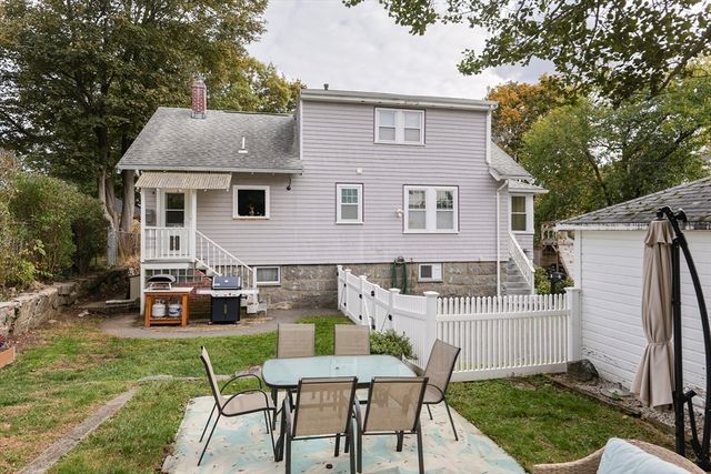 132 Centre St, Quincy, MA 02169