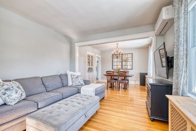 132 Centre St, Quincy, MA 02169