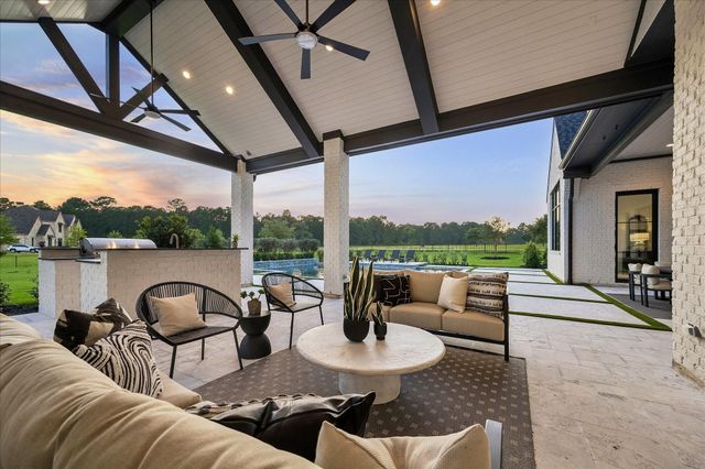 2020 Stallion Lakes Avenue, Hockley, TX 77447