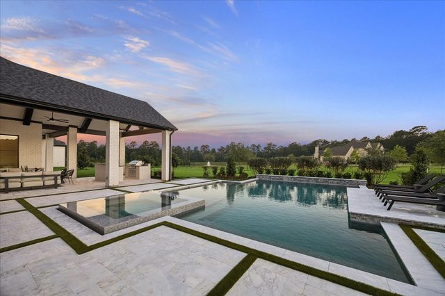 2020 Stallion Lakes Avenue, Hockley, TX 77447