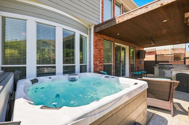 374 Fairlanding Avenue, Fairview, TX 75069