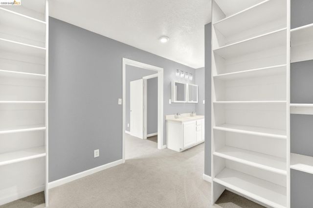 129 Bissell Ave, Richmond, CA 94801