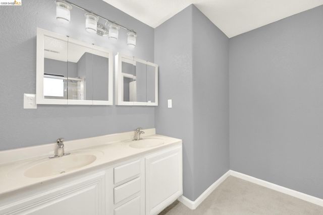 129 Bissell Ave, Richmond, CA 94801