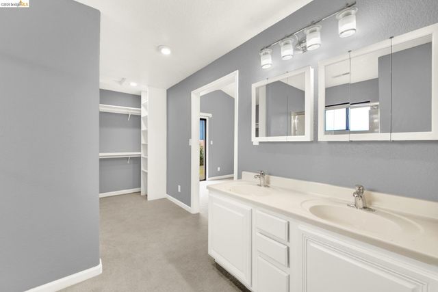 129 Bissell Ave, Richmond, CA 94801