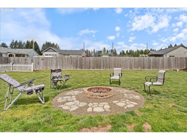 182 W CHRISTY Ct, Yacolt, WA 98675