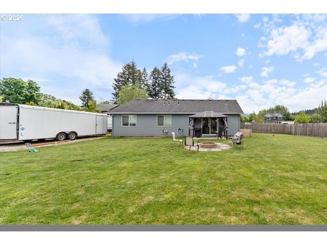 182 W CHRISTY Ct, Yacolt, WA 98675